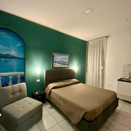 Bed & Breakfast De Bono Наполи Екстериор снимка