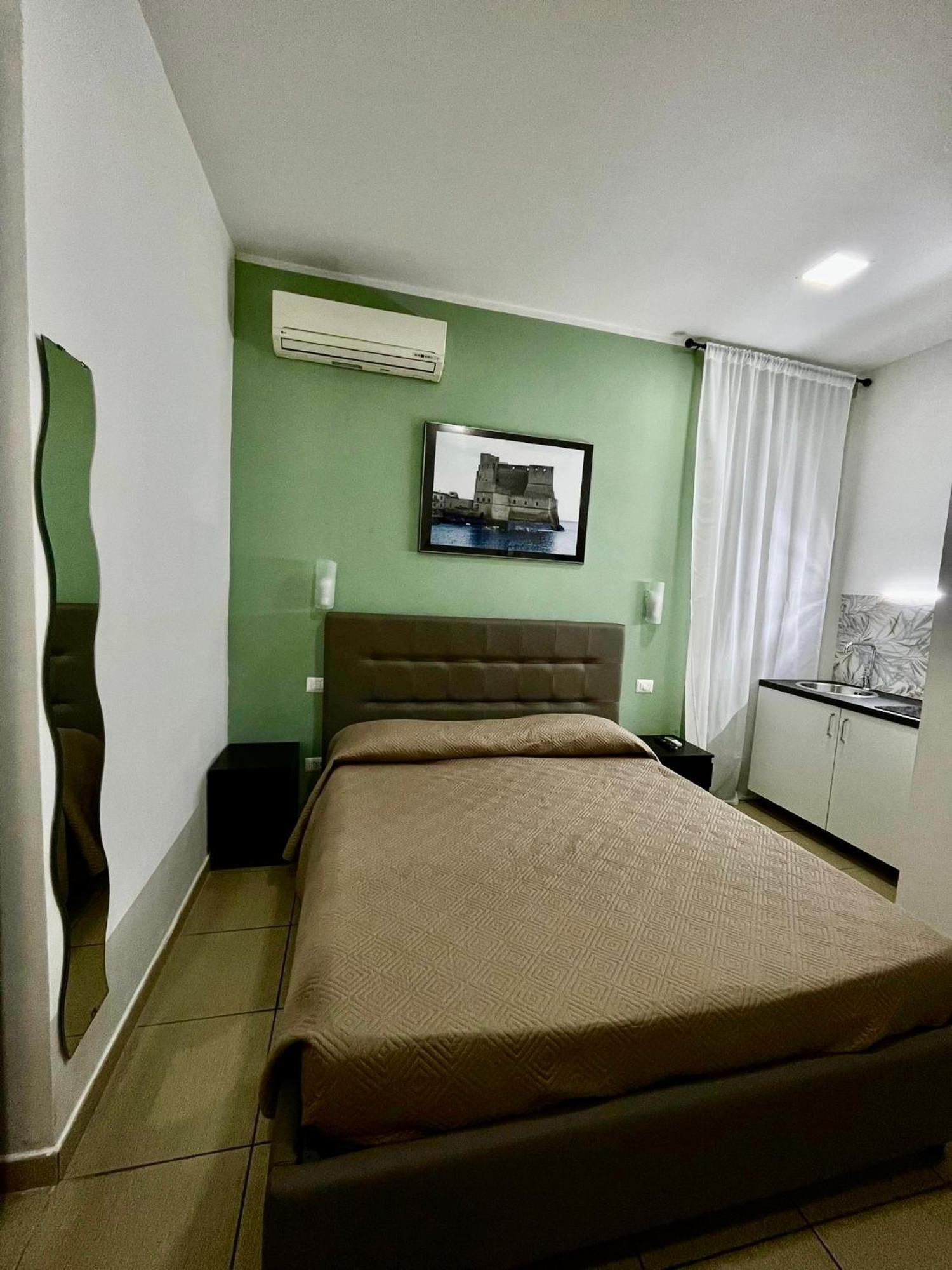 Bed & Breakfast De Bono Наполи Екстериор снимка
